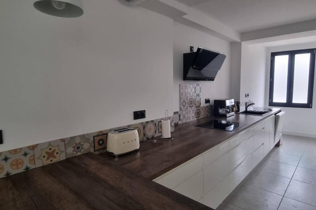 Maison De Ville Toute Equipee Fronton Ngoại thất bức ảnh