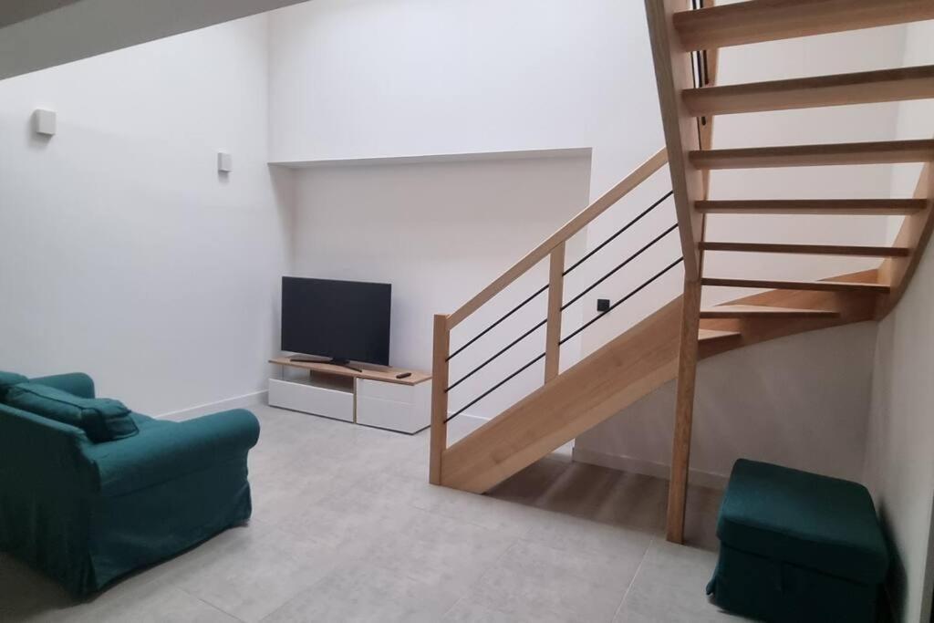 Maison De Ville Toute Equipee Fronton Ngoại thất bức ảnh